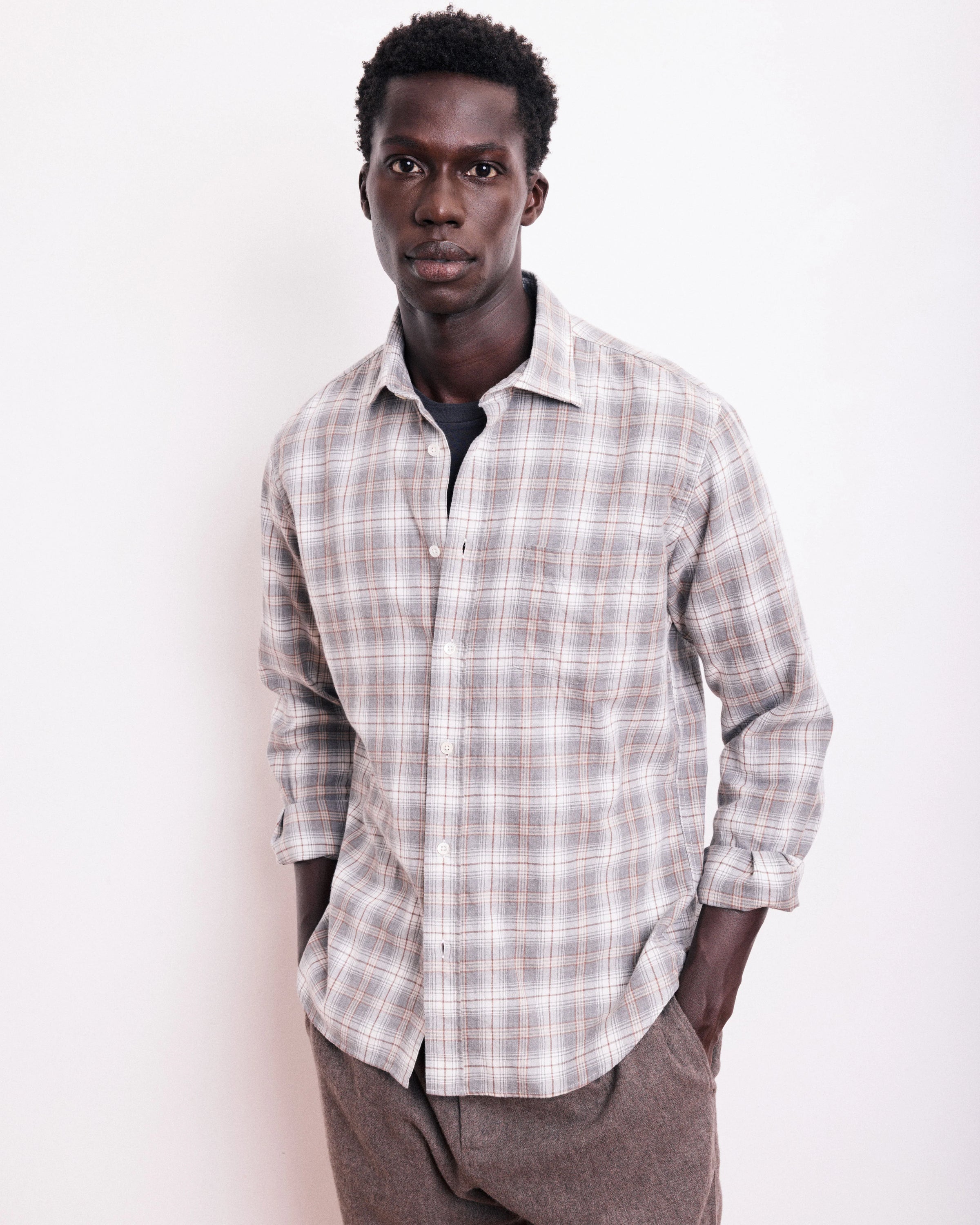 HARTFORD MEN'S CASUAL LIGHT FLANNEL PLAID SHIRT - GREY & NATURAL