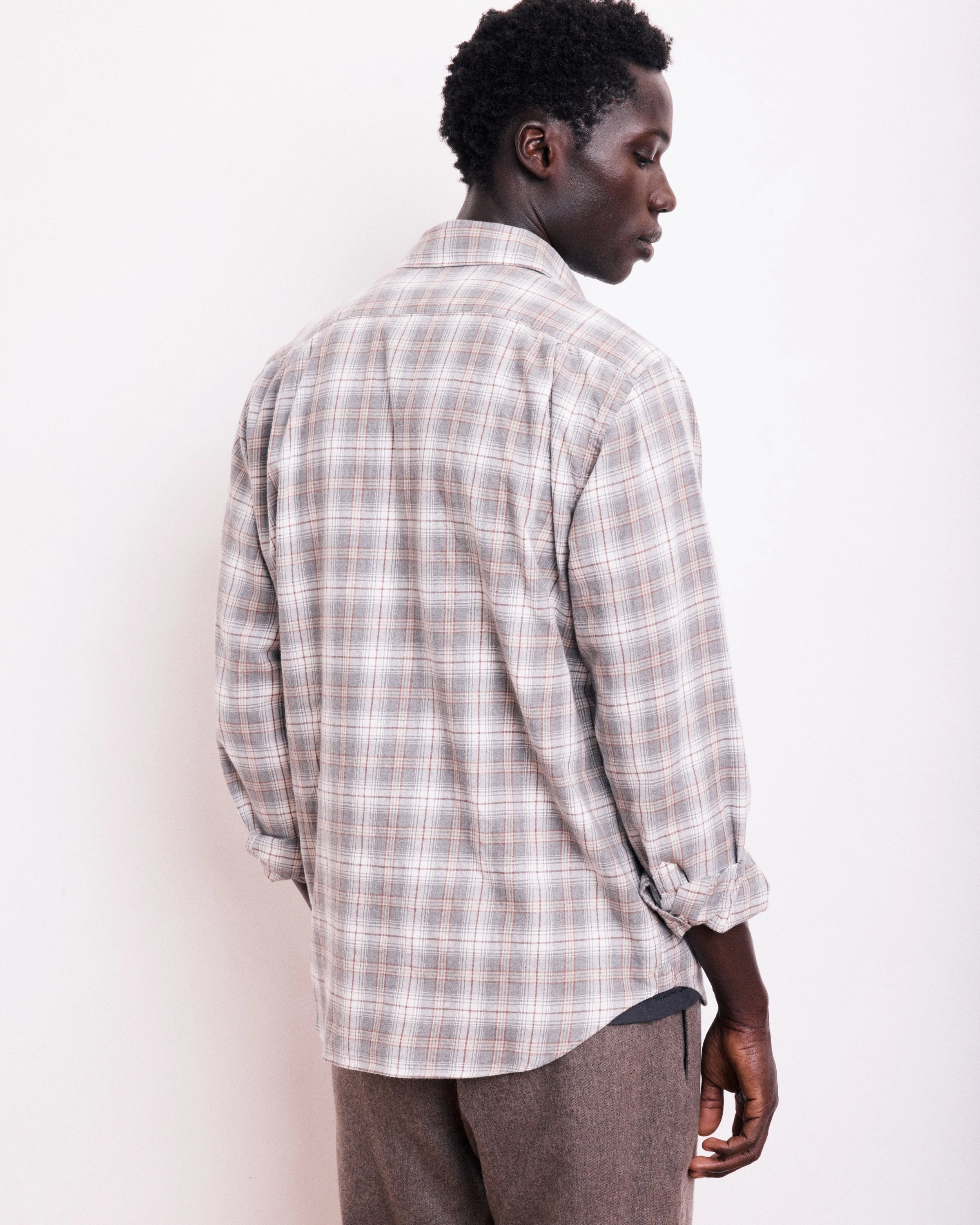 HARTFORD MEN'S CASUAL LIGHT FLANNEL PLAID SHIRT - GREY & NATURAL