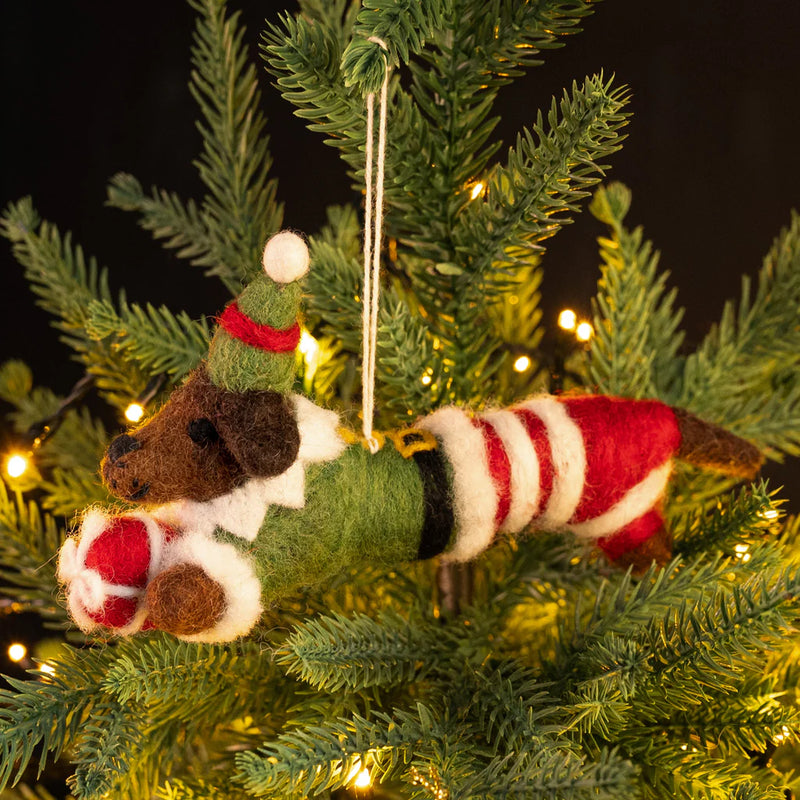 AMICA FELT - ELF SAUSAGE DOG