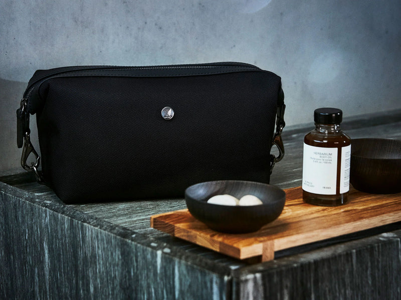 MISMO WASHBAG - ECLIPSE BLACK/BLACK
