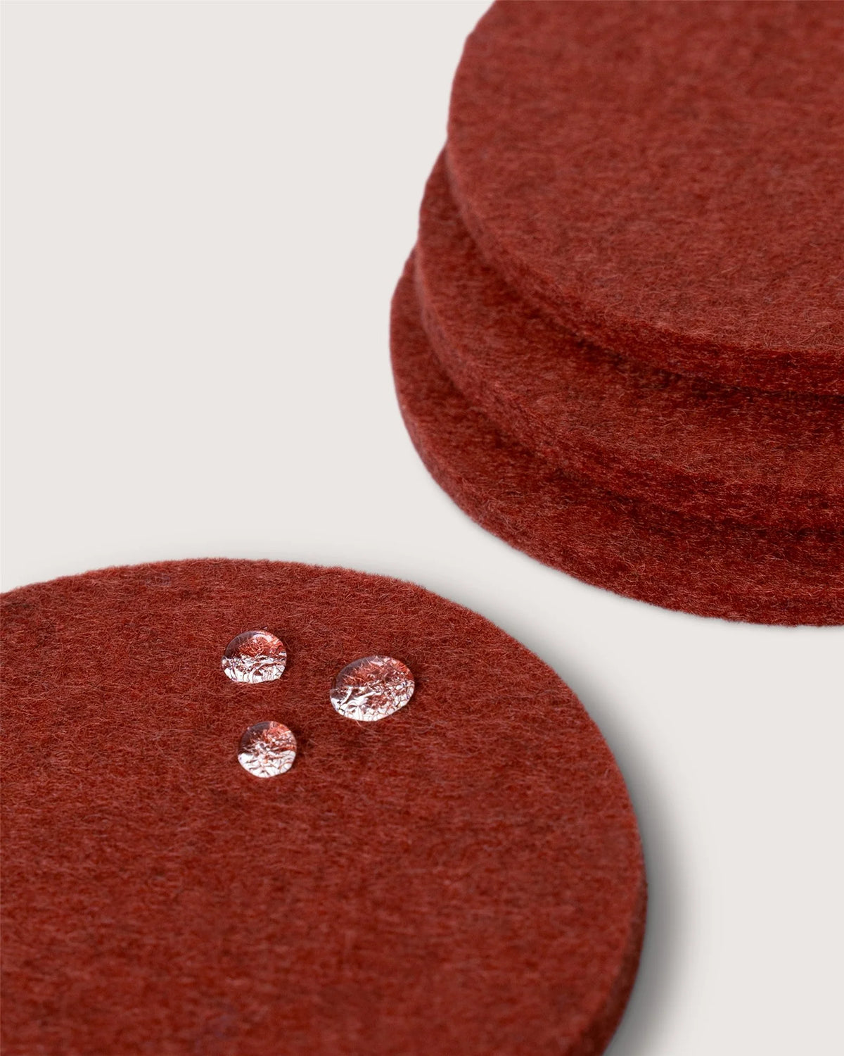 GRAF LANTZ - BIERFILZL MERINO WOOL ROUND COASTER SOLID 4 PACK - MAHOGANY
