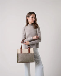 GRAF LANTZ - JAUNT MERINO WOOL MIDI TOTE - ASH BROWN/FEATHER