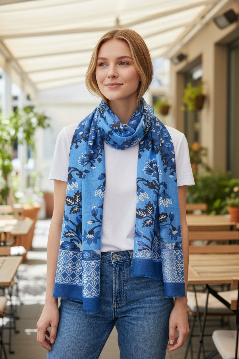 CALABRESE 1924 COTTON/LINEN SCARF - BLUE FLOWERS
