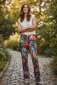 ESTELLE AND FINN FRONT ZIP ANKLE PANT - MULTI FLORAL