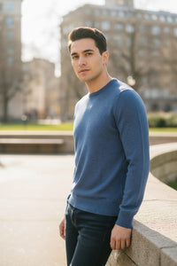 BUTTON DOWN WOOL/CASHMERE CREW SWEATER - LIGHT BLUE