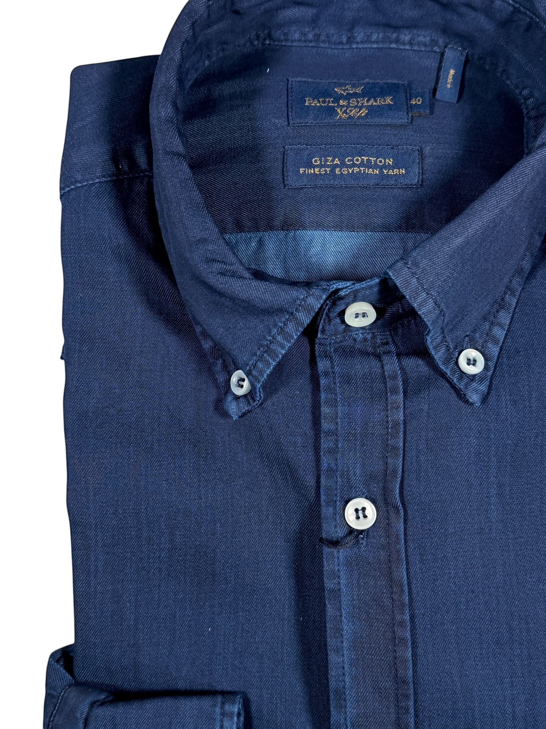 Button Down SF dark blue Giza Cotton men's denim shirt with button-down collar and chest pocket. 100% Cotton.