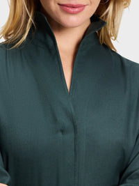 Button Down SF dark teal 100% cotton signature shirt with flared collar and concealed buttons.