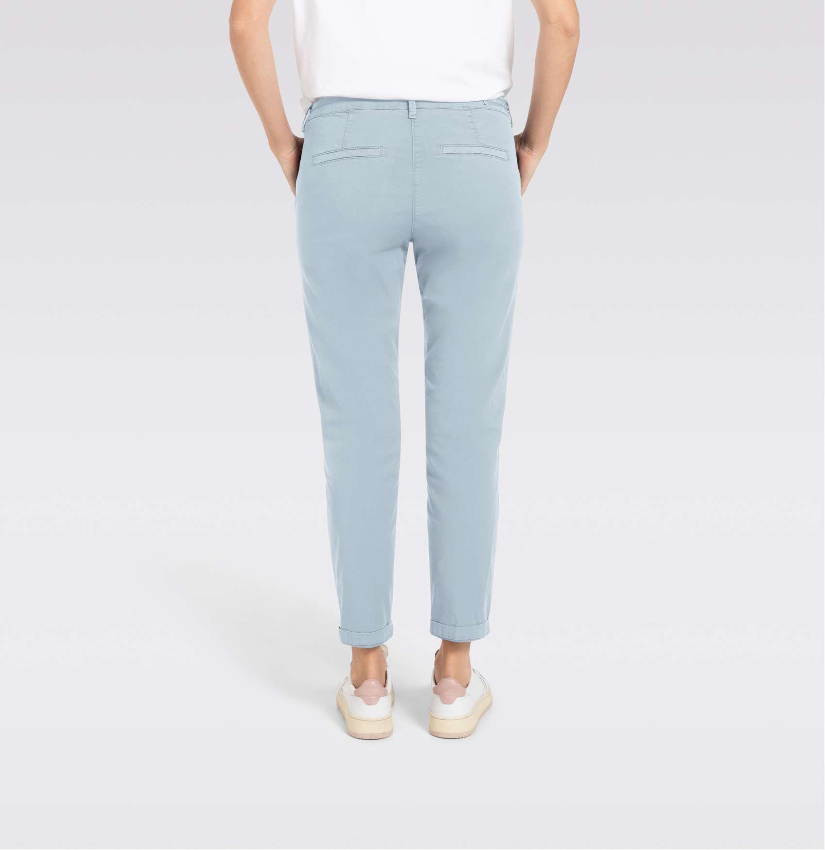 MAC WOMEN'S TURN UP CHINO - ICE BLUE
