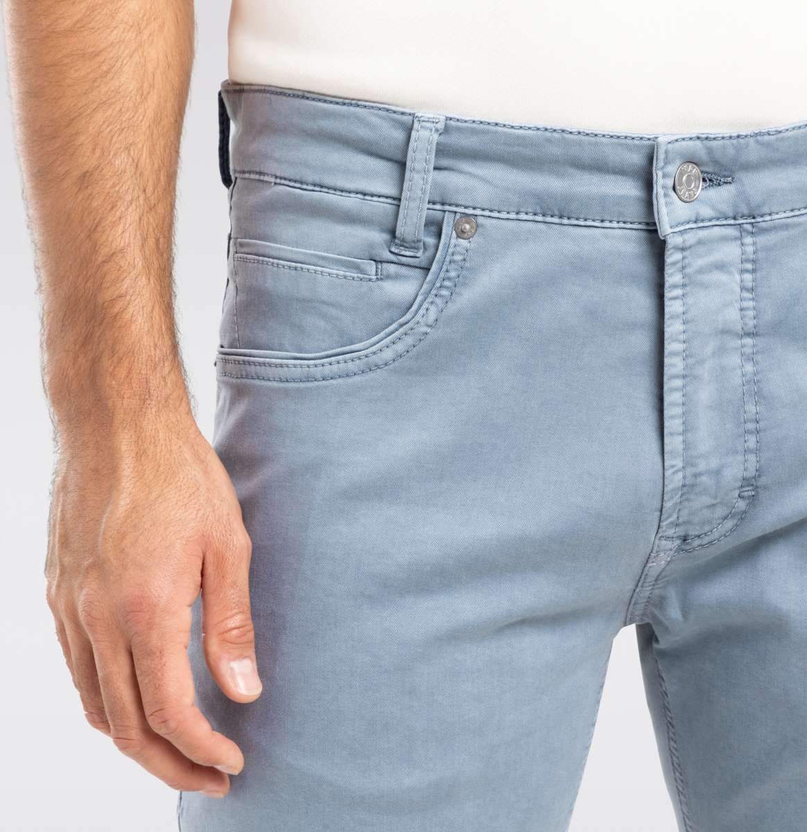 MAC MEN'S ARNE PIPE 5 POCKET PANT - CAPRI BLUE