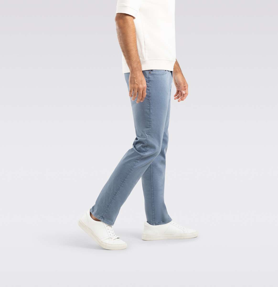 MAC MEN'S ARNE PIPE 5 POCKET PANT - CAPRI BLUE