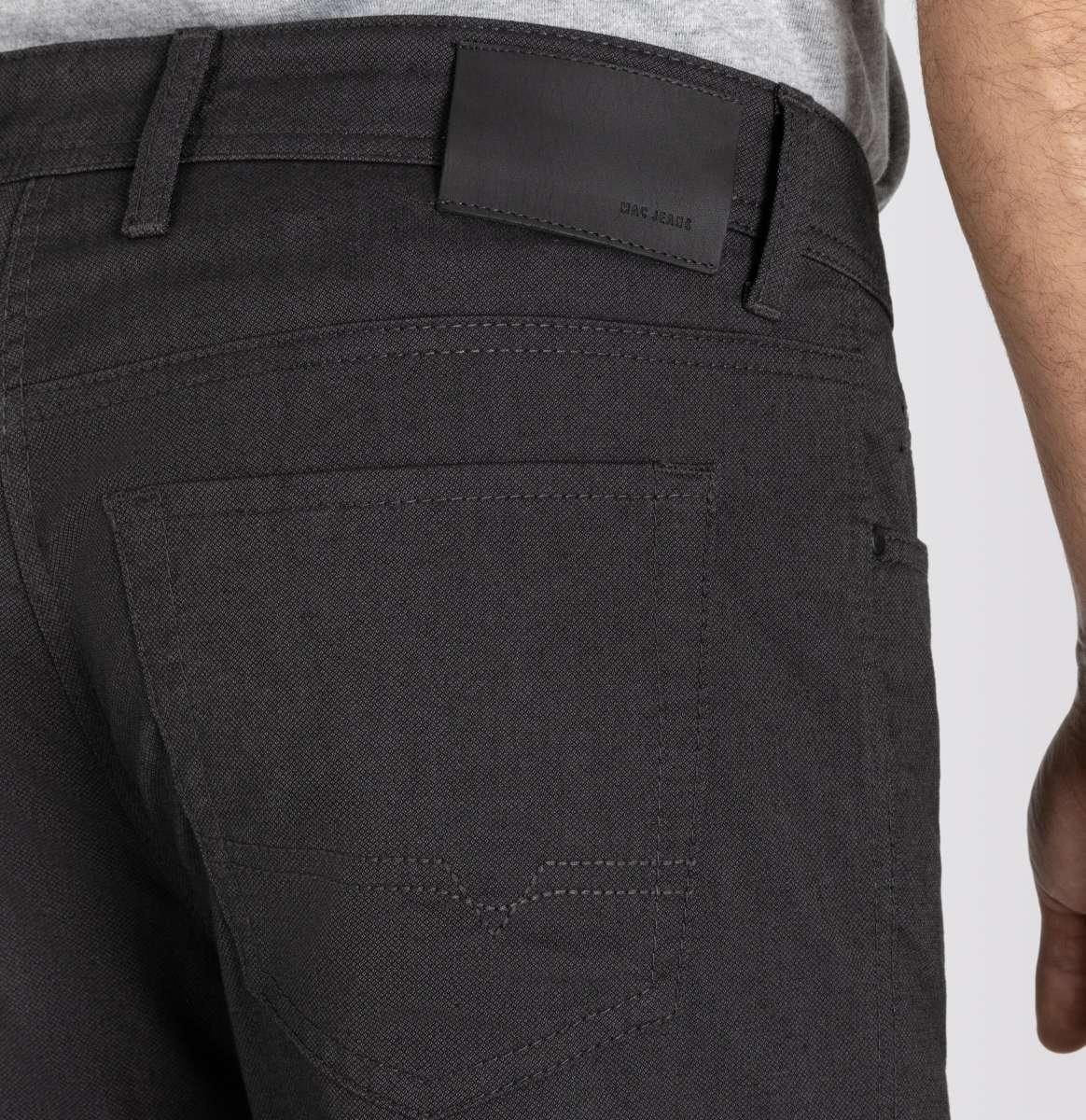 MAC MEN'S ARNE NAILHEAD 5 POCKET PANT - GREY STONE