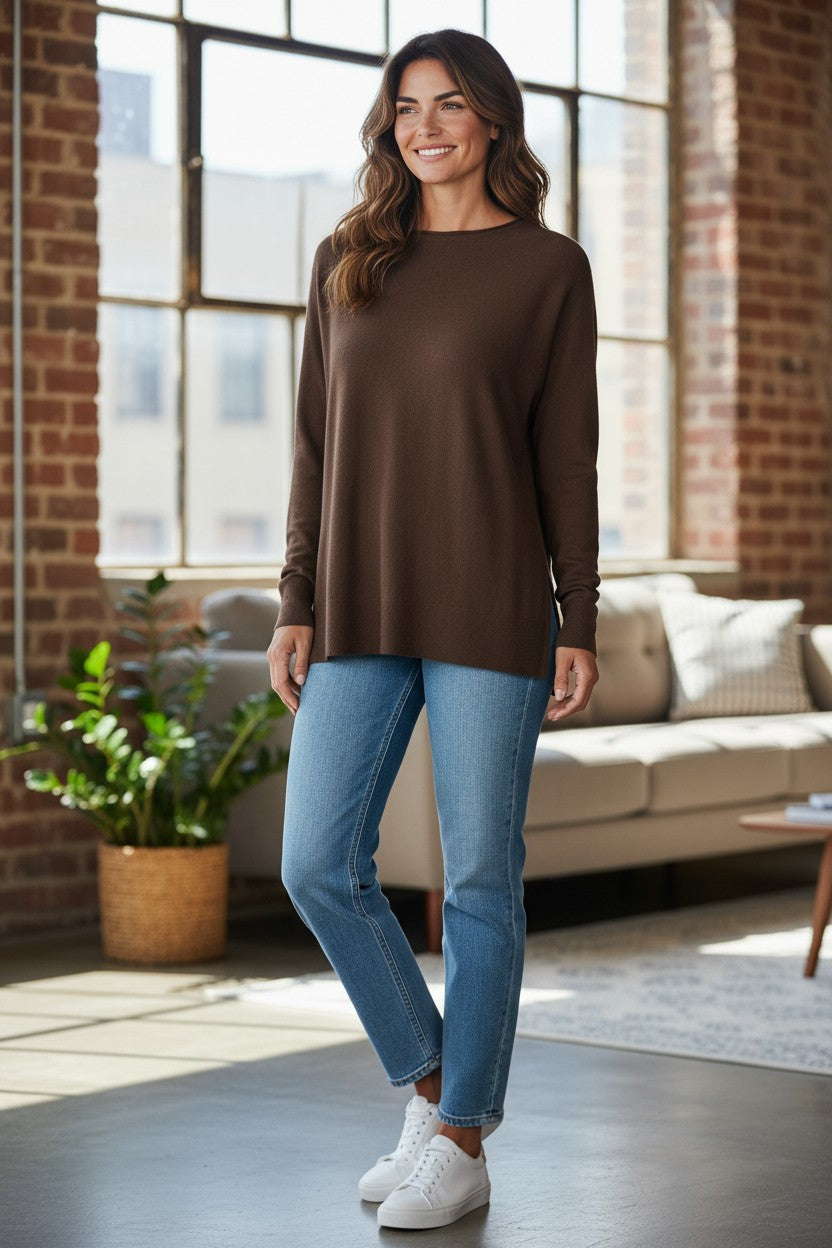 HUBERT GASSER MERINO ROUND NECK SWEATER - DARK BROWN