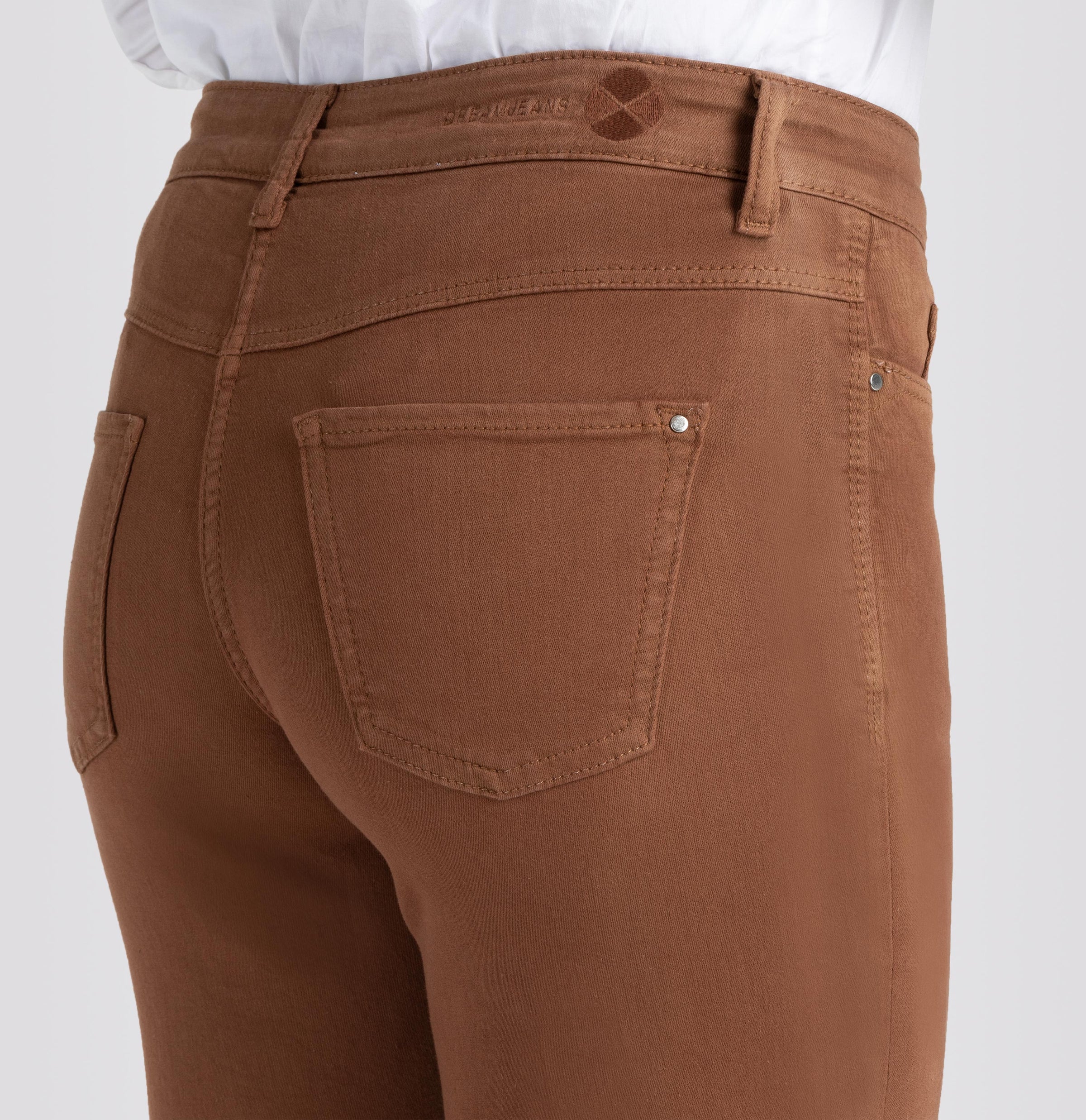 MAC WOMEN'S DREAM DENIM JEAN - BISON BROWN